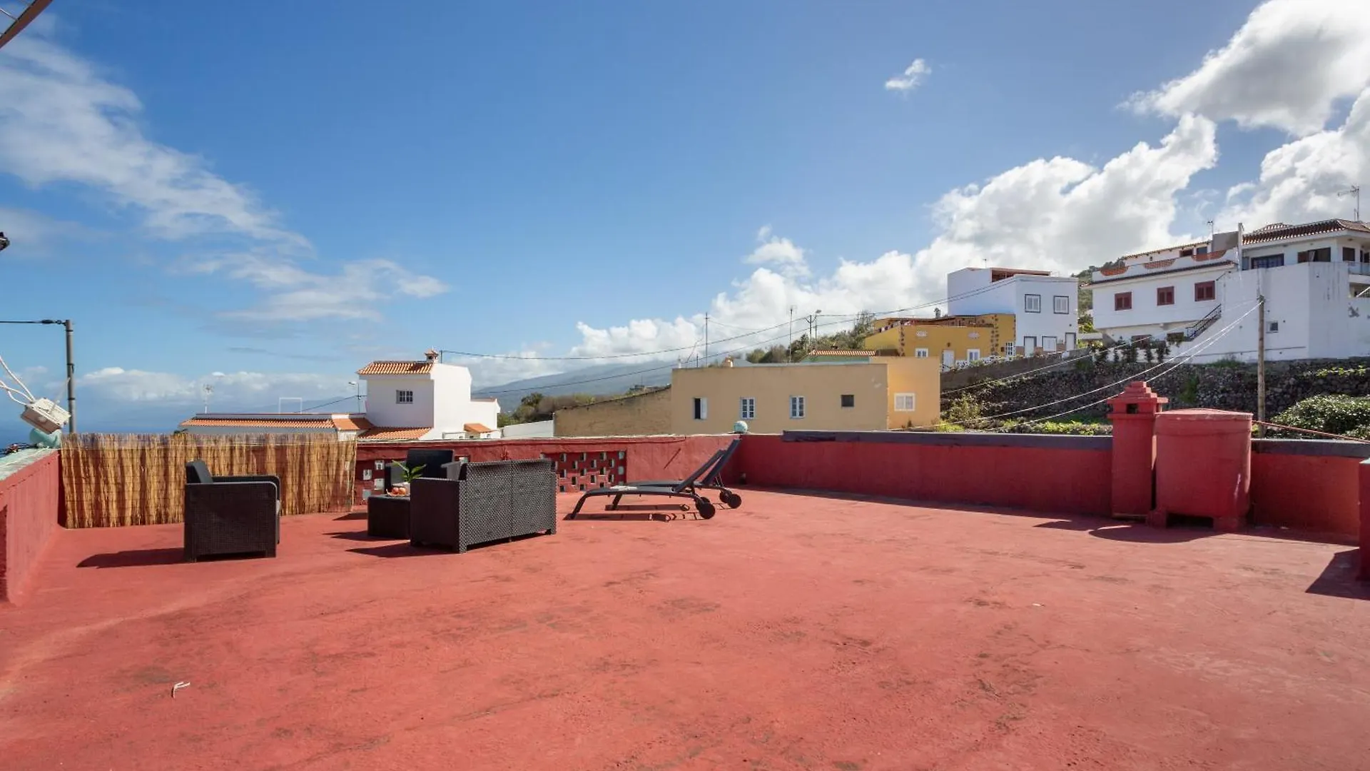 Un Jardin Al Mar Hotel Genoves Guest house