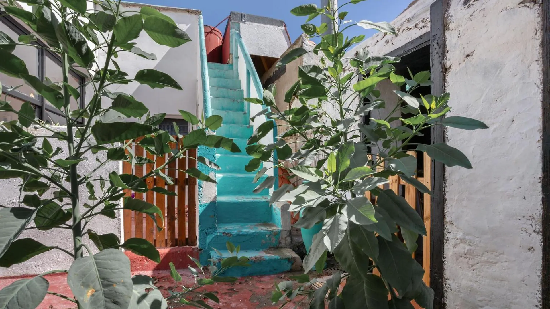 Un Jardin Al Mar 호텔 Genovés